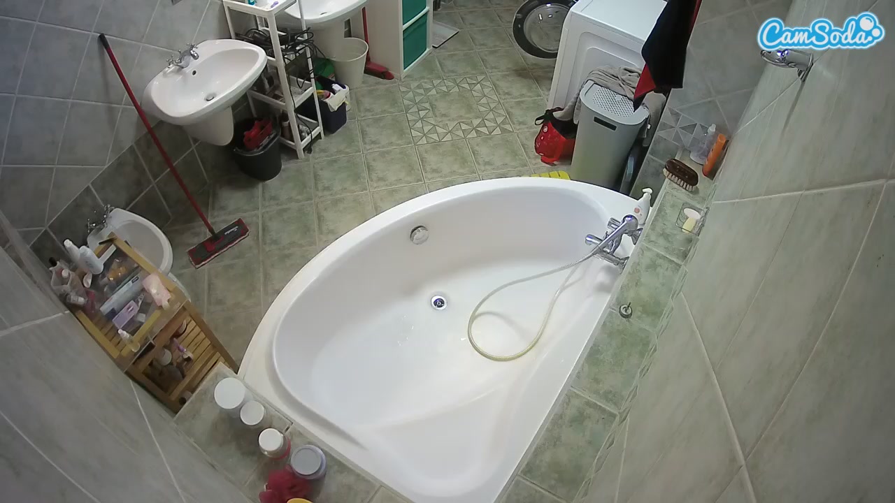 Julmodels Bathroom 1st Floor-1 Nude on Cam