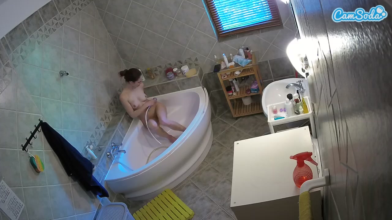 Julmodels Bathroom 1st Floor-2 Nude on Cam