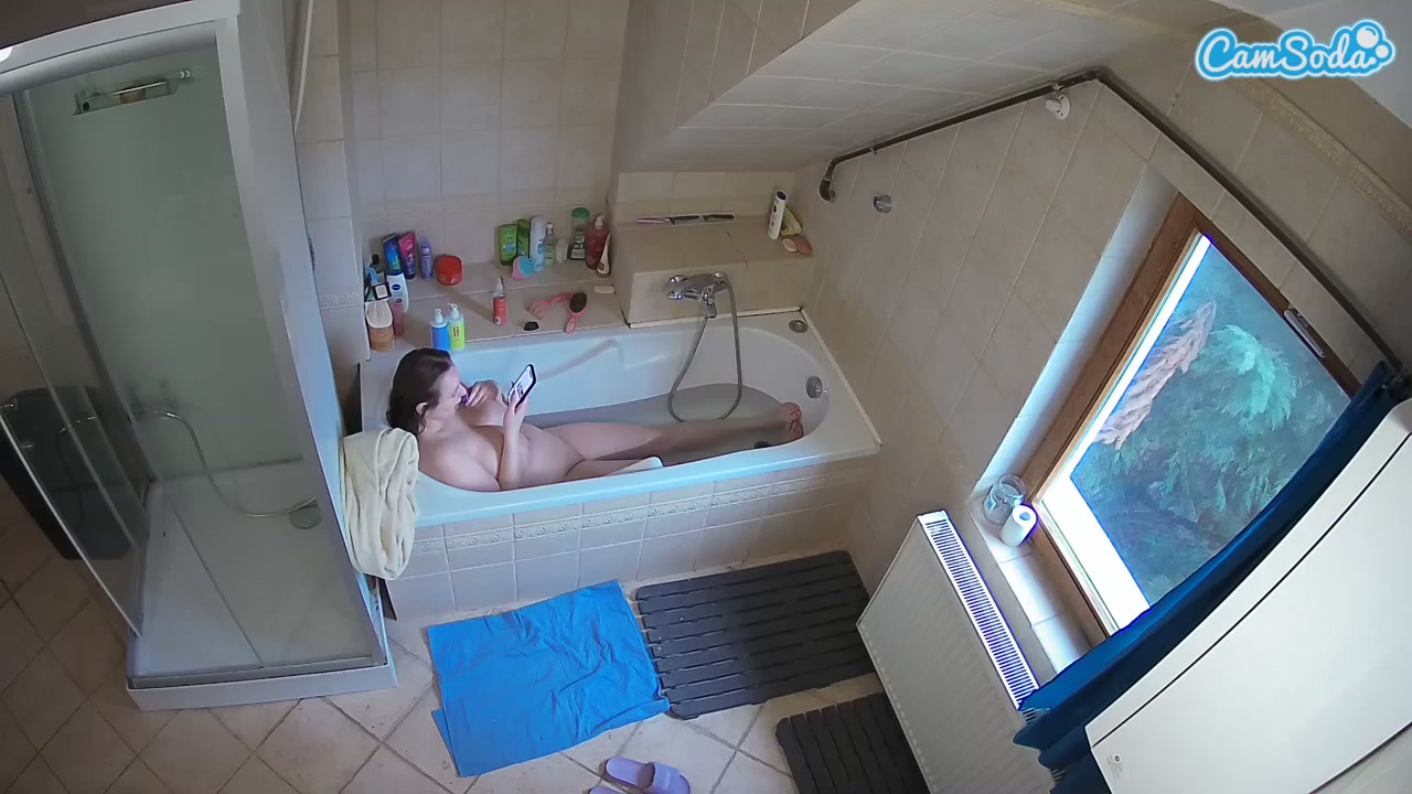 Julmodels Bathroom 2nd Floor-1 Nude on Cam