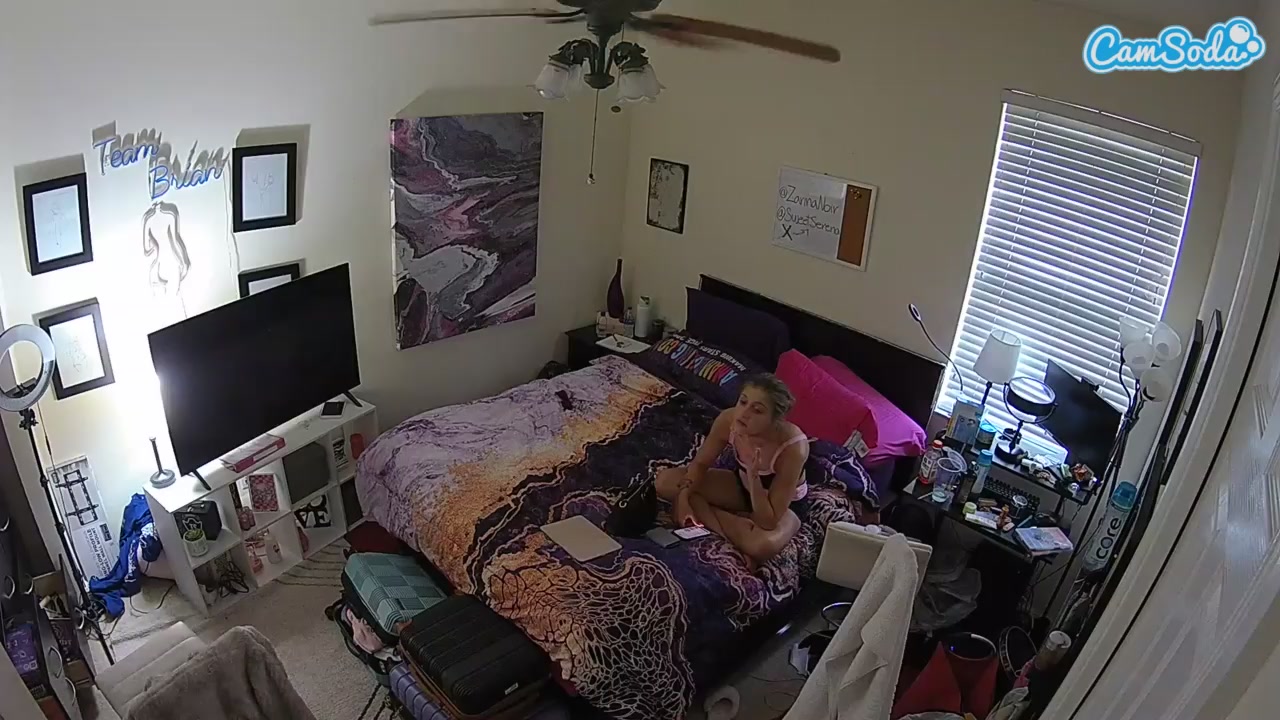 The Horny Hostel - Bedroom 2 Nude on Cam