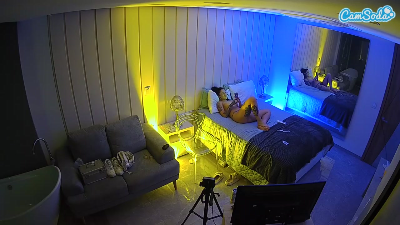 Casa Salsa Bedroom 5 Nude on Cam