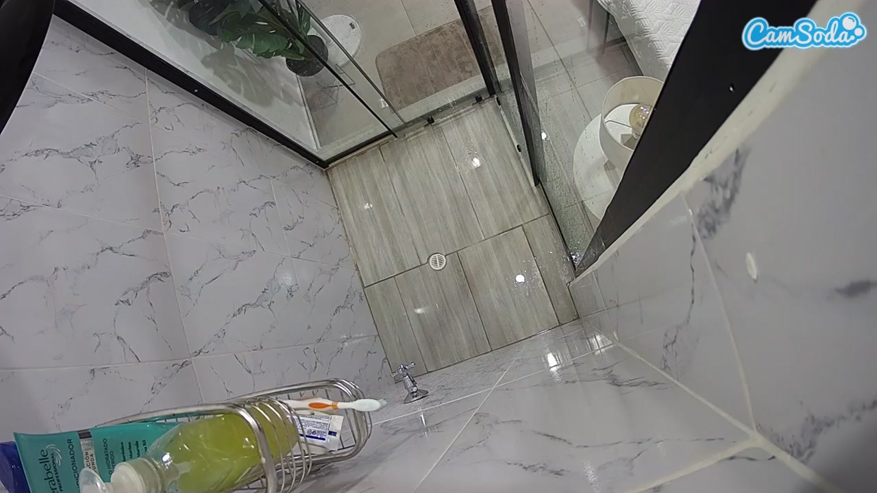 voyeurcam jb shower 2 Nude on Cam