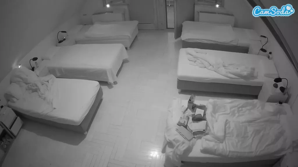 Julmodels Bedroom-D6 live cam