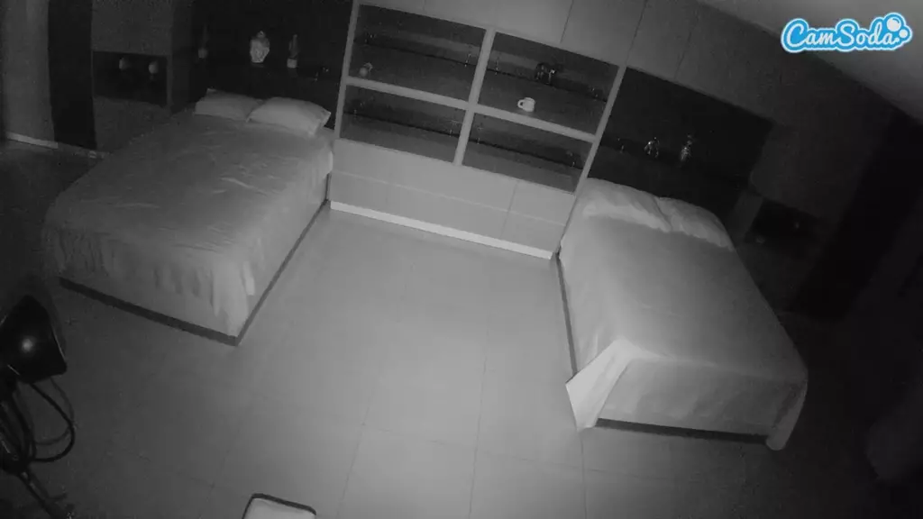 voyeurcam-casa-salsa-versus-room live cam