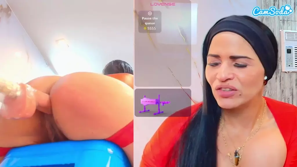 Isis-car0lina live cam