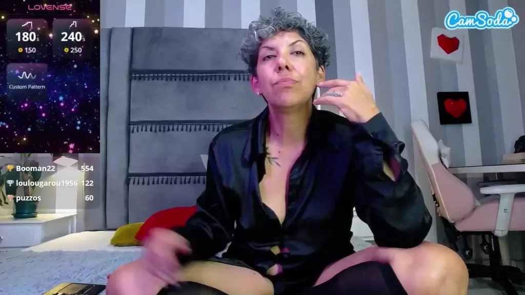 Julianewell live cam