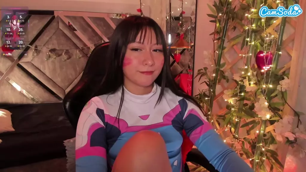NanachiCook live cam