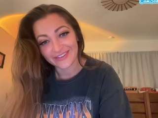 danidaniels's CamSoda show and profile