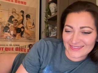 Live webcam model danidaniels on Soda Cams