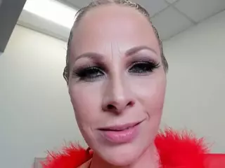Gianna Michaels's Live Sex Cam Show