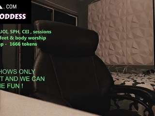 boootystar's CamSoda show and profile