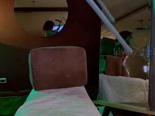 heidicox's CamSoda show and profile