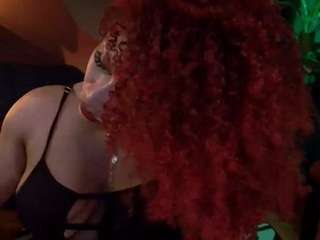 Live webcam model heidicox on Soda Cams