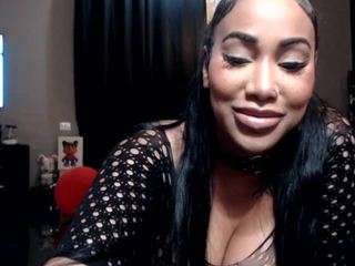 katt-leya Live Webcam on CamSoda