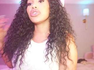katt-leya Live Webcam on CamSoda