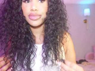 katt-leya Live Webcam on CamSoda