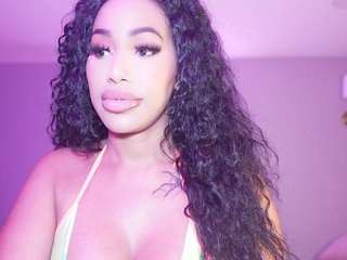 katt-leya Live Webcam on CamSoda