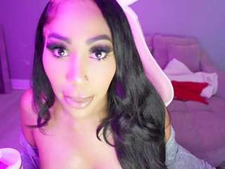 katt-leya Live Webcam on CamSoda