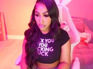 katt-leya Live Webcam on CamSoda