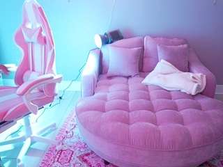 katt-leya Live Webcam on CamSoda