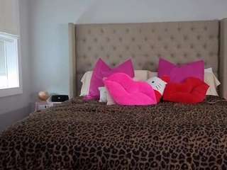  katt-leya chat room
