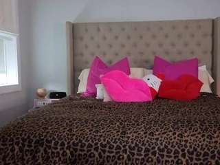  katt-leya chat room