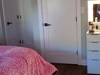 katt-leya Live Webcam on CamSoda