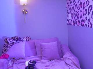 katt-leya Live Webcam on CamSoda