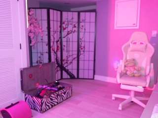 katt-leya Live Webcam on CamSoda