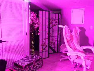 katt-leya Live Webcam on CamSoda