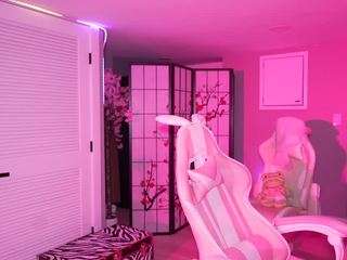 katt-leya Live Webcam on CamSoda