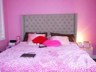 katt-leya Live Webcam on CamSoda