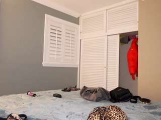 katt-leya Live Webcam on CamSoda