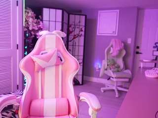 katt-leya Live Webcam on CamSoda