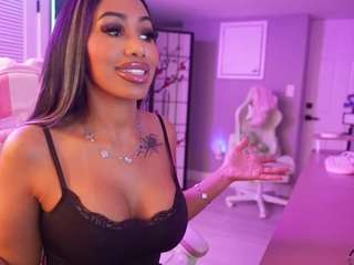katt-leya Live Webcam on CamSoda