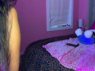 katt-leya Live Webcam on CamSoda