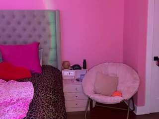 katt-leya Live Webcam on CamSoda