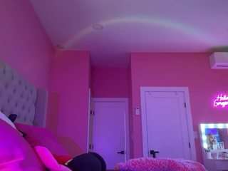 katt-leya Live Webcam on CamSoda