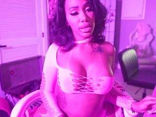 katt-leya Live Webcam on CamSoda