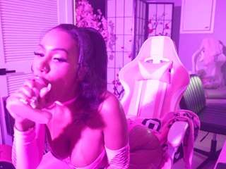 katt-leya Live Webcam on CamSoda