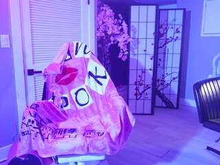 katt-leya Live Webcam on CamSoda