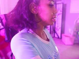 katt-leya Live Webcam on CamSoda