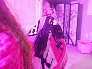 katt-leya Live Webcam on CamSoda