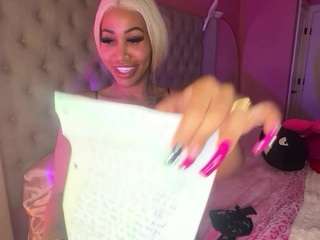 katt-leya's live room