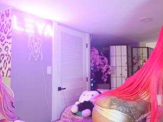 katt-leya Live Webcam on CamSoda