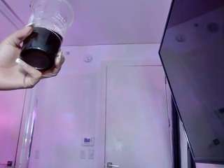 Golden Ticket Show: showwww pov (10 tokens per ticket)