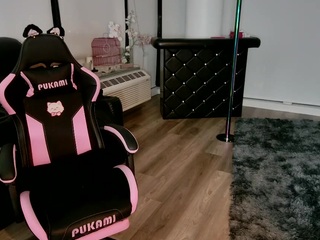 Strella Kat live cam