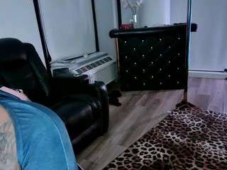 Strella Kat live cam