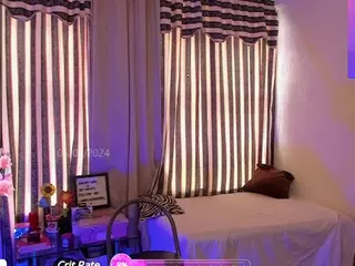 Bylauratoro 🌻's Live Sex Cam Show