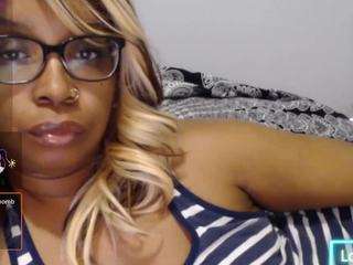 juicyjuicysticky Live Webcam on CamSoda